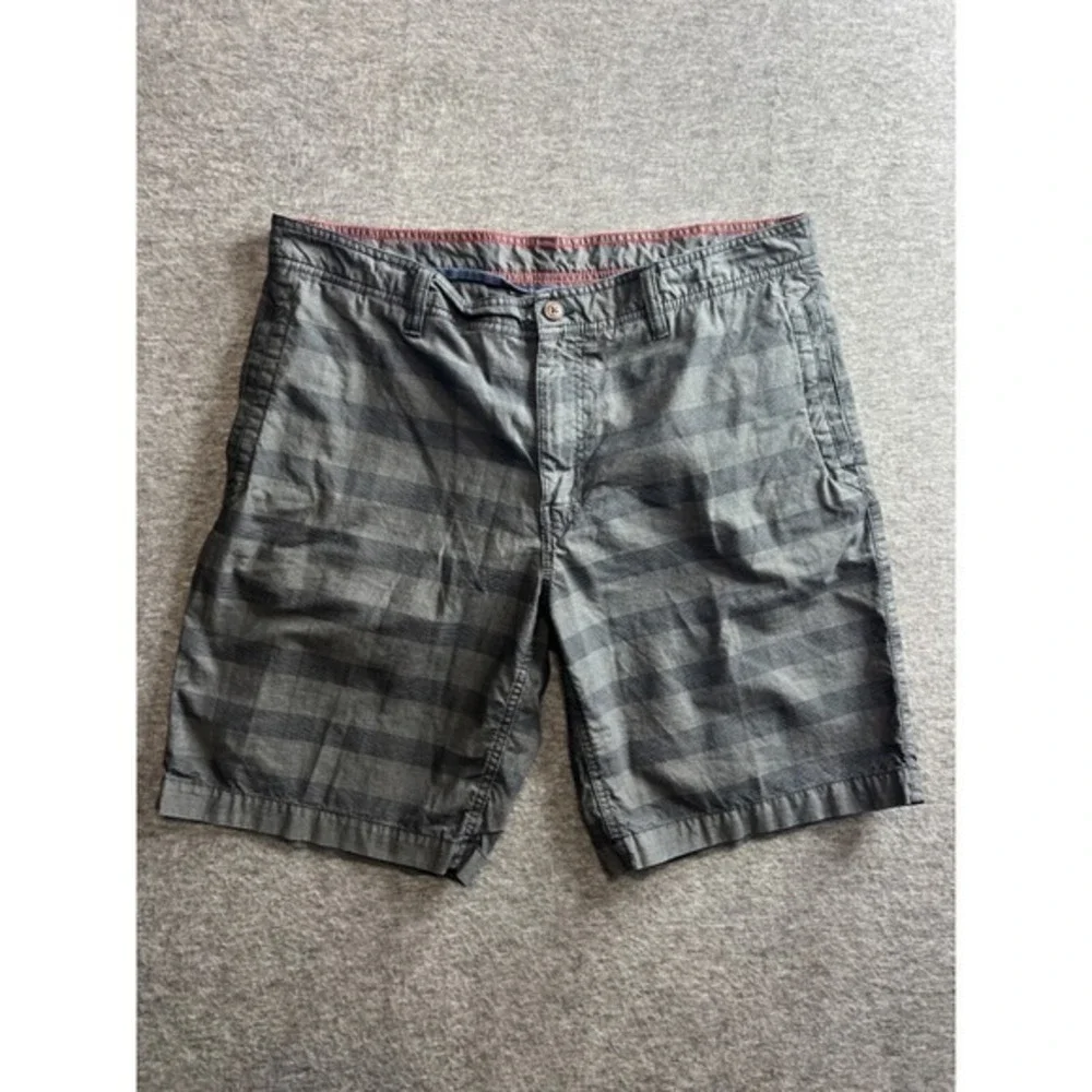 The North Face Plaid Chino Shorts Mens Size 38 Gray